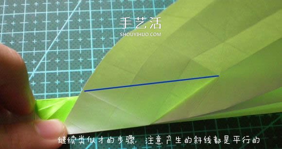 可爱小虫子！简单卡通毛毛虫的折法图解教程 -  www.shouyihuo.com