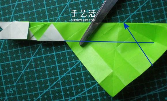 可爱小虫子！简单卡通毛毛虫的折法图解教程 -  www.shouyihuo.com