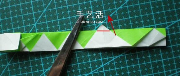 可爱小虫子！简单卡通毛毛虫的折法图解教程 -  www.shouyihuo.com