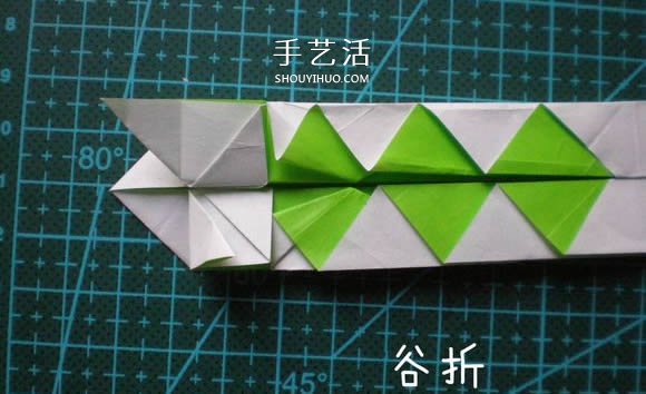 可爱小虫子！简单卡通毛毛虫的折法图解教程 -  www.shouyihuo.com