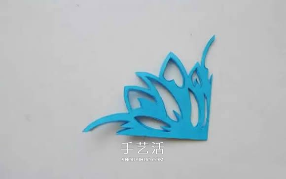 怎么剪纸窗花的教程 四角剪纸大图案窗花图解 -  www.shouyihuo.com