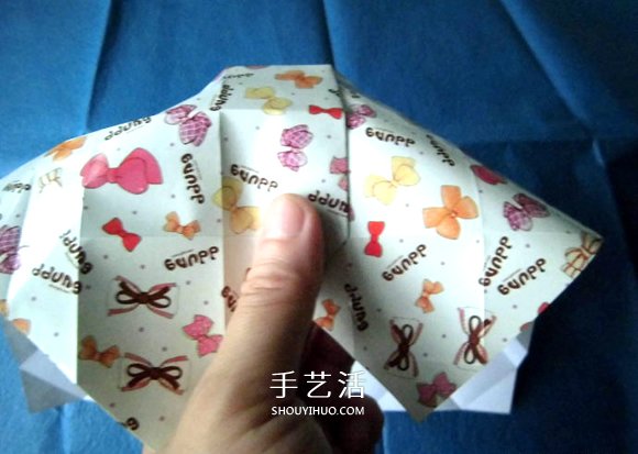八面玲珑绣球礼盒折法 折纸绣球礼品盒的方法 -  www.shouyihuo.com