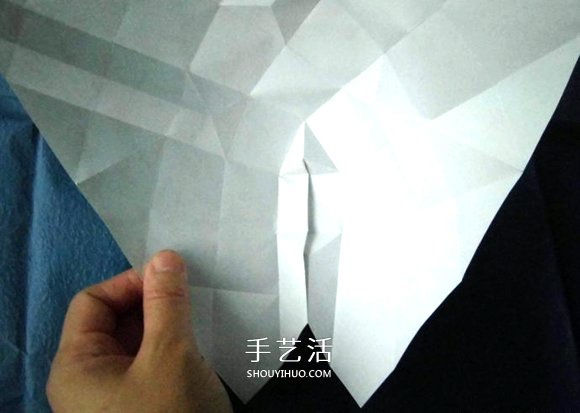 八面玲珑绣球礼盒折法 折纸绣球礼品盒的方法 -  www.shouyihuo.com