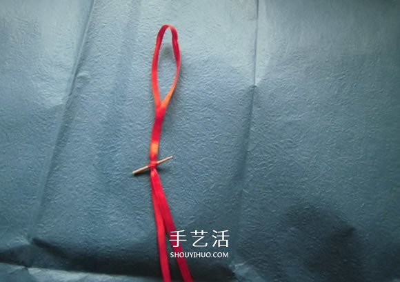 八面玲珑绣球礼盒折法 折纸绣球礼品盒的方法 -  www.shouyihuo.com