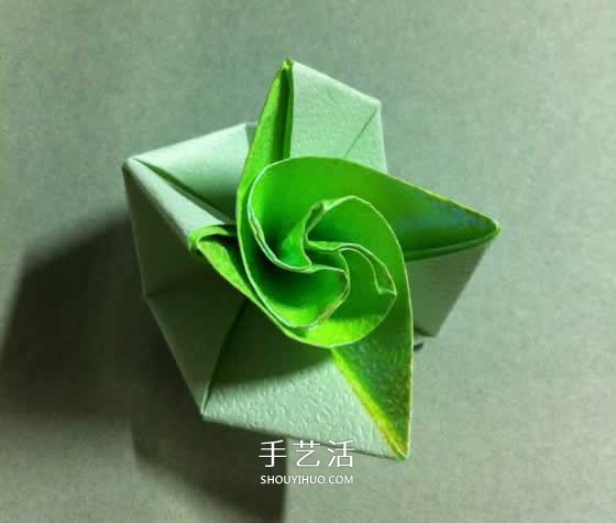 微型月季花的折纸教程 漂亮钻石玫瑰怎么折图解 -  www.shouyihuo.com