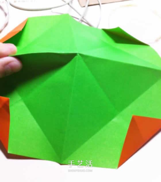 微型月季花的折纸教程 漂亮钻石玫瑰怎么折图解 -  www.shouyihuo.com