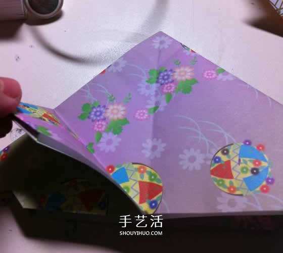 微型月季花的折纸教程 漂亮钻石玫瑰怎么折图解 -  www.shouyihuo.com