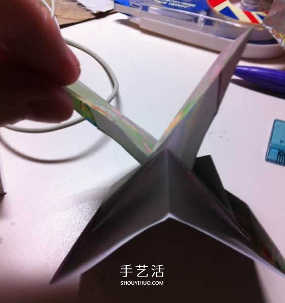 微型月季花的折纸教程 漂亮钻石玫瑰怎么折图解 -  www.shouyihuo.com