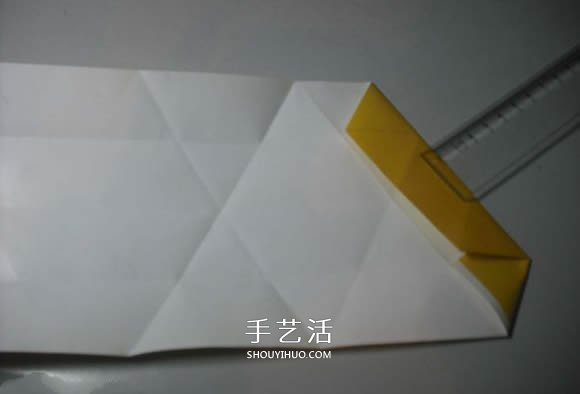 纸币勋章怎么折图解 手工折纸勋章的方法 -  www.shouyihuo.com