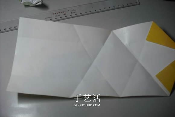 纸币勋章怎么折图解 手工折纸勋章的方法 -  www.shouyihuo.com