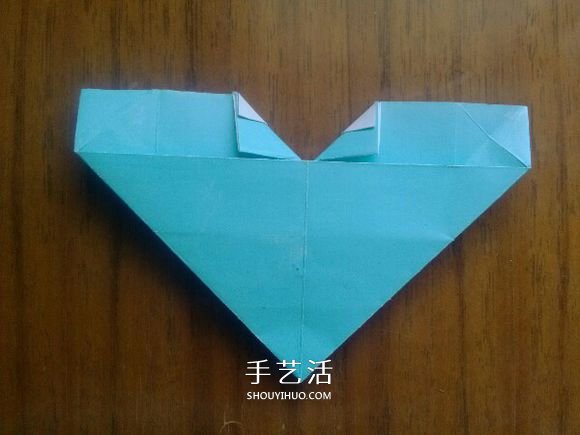 LOVE U字母心的折法 情人节表白爱心折纸图解 -  www.shouyihuo.com