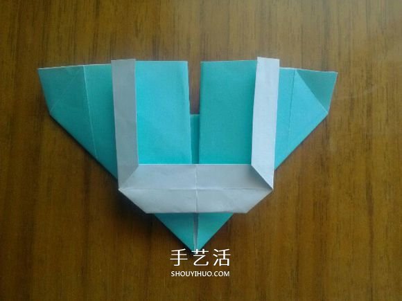 LOVE U字母心的折法 情人节表白爱心折纸图解 -  www.shouyihuo.com