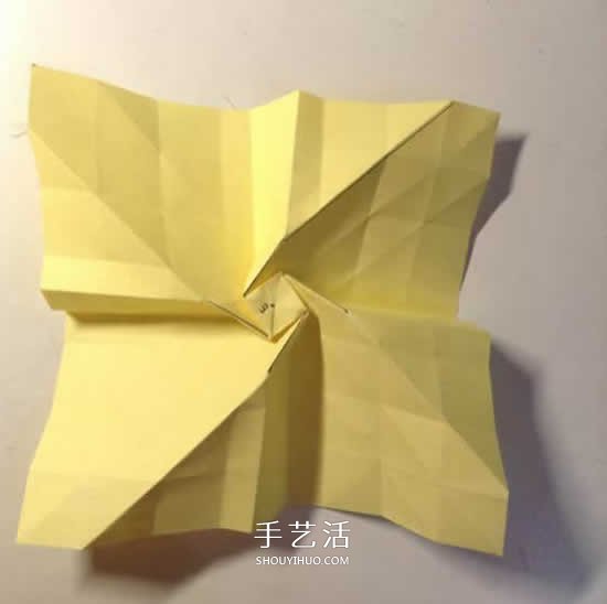 原创微微玫瑰的折法 详细折纸玫瑰花过程步骤 -  www.shouyihuo.com