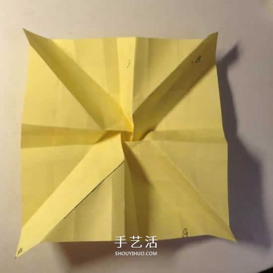 原创微微玫瑰的折法 详细折纸玫瑰花过程步骤 -  www.shouyihuo.com