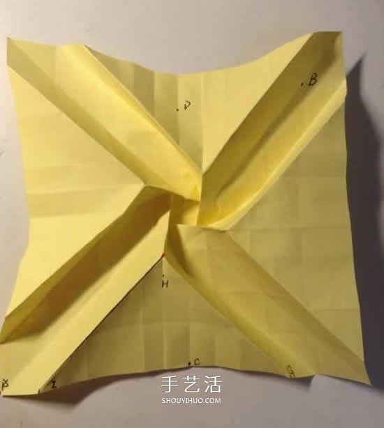 原创微微玫瑰的折法 详细折纸玫瑰花过程步骤 -  www.shouyihuo.com