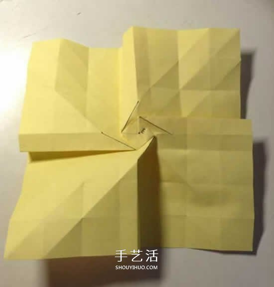 原创微微玫瑰的折法 详细折纸玫瑰花过程步骤 -  www.shouyihuo.com