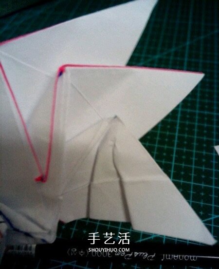 六翼炽天使之心折法 折纸带六翼翅膀爱心图解 -  www.shouyihuo.com