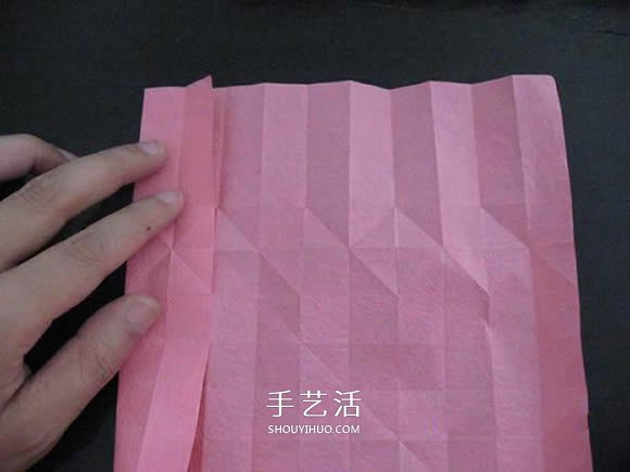 赠送初恋的小礼物！折纸蔷薇戒指的折法图解 -  www.shouyihuo.com