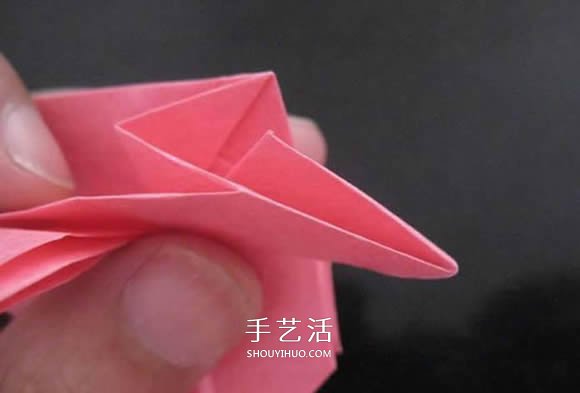赠送初恋的小礼物！折纸蔷薇戒指的折法图解 -  www.shouyihuo.com