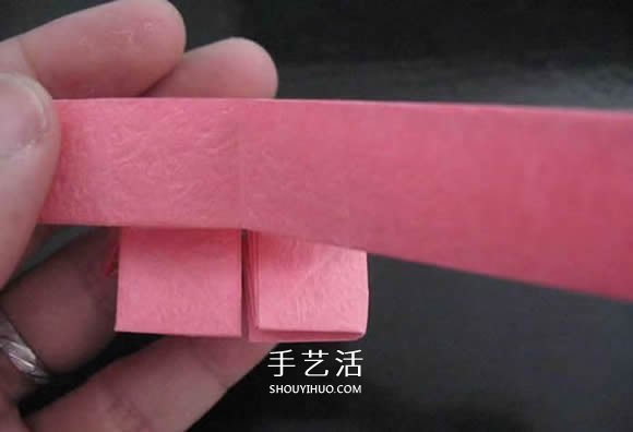 赠送初恋的小礼物！折纸蔷薇戒指的折法图解 -  www.shouyihuo.com