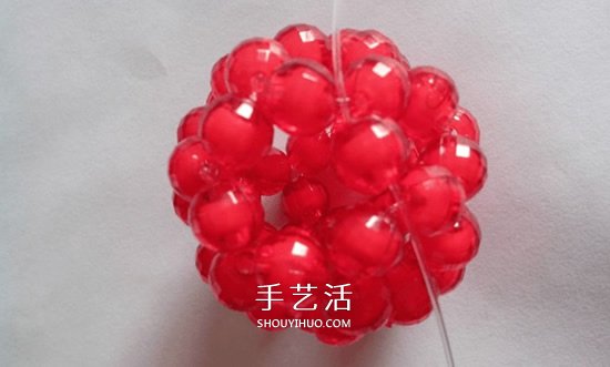 情人节串珠玫瑰花DIY 用串珠做红玫瑰的方法 -  www.shouyihuo.com
