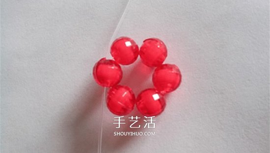情人节串珠玫瑰花DIY 用串珠做红玫瑰的方法 -  www.shouyihuo.com
