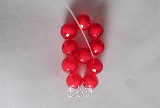 情人节串珠玫瑰花DIY 用串珠做红玫瑰的方法 -  www.shouyihuo.com