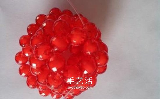 情人节串珠玫瑰花DIY 用串珠做红玫瑰的方法 -  www.shouyihuo.com