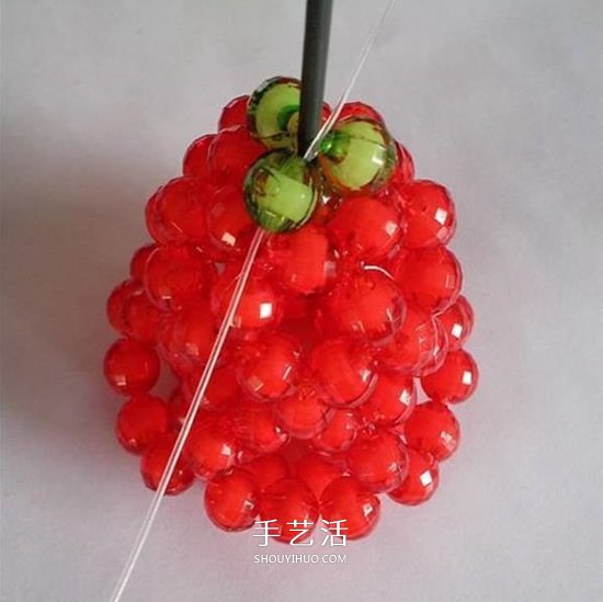 情人节串珠玫瑰花DIY 用串珠做红玫瑰的方法 -  www.shouyihuo.com