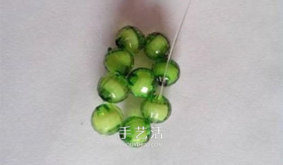 情人节串珠玫瑰花DIY 用串珠做红玫瑰的方法 -  www.shouyihuo.com