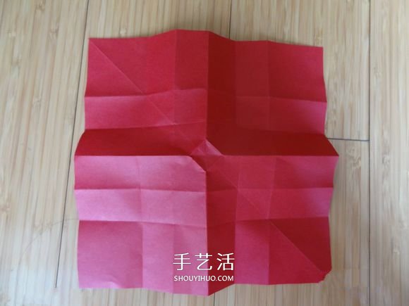 代表美丽和爱情！手工折纸卷心玫瑰步骤图解 -  www.shouyihuo.com