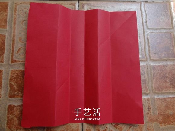 代表美丽和爱情！手工折纸卷心玫瑰步骤图解 -  www.shouyihuo.com