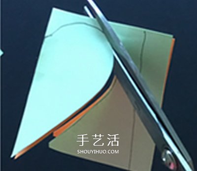 卡通风情人节贺卡制作 可爱爱心贺卡的做法 -  www.shouyihuo.com