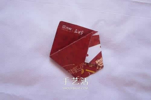 用废纸折叠垃圾盒图解 手工简易垃圾盒怎么做 -  www.shouyihuo.com