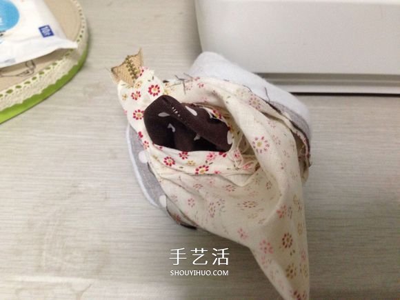 布艺拉链包怎么做图解 包括上拉链的详细步骤 -  www.shouyihuo.com