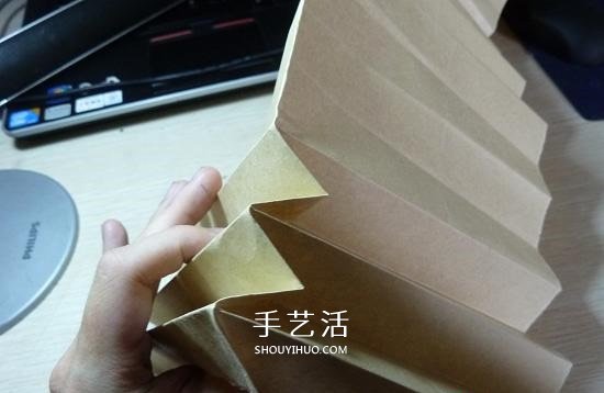 创意纸灯罩的折纸方法 漂亮灯罩的折法图解 -  www.shouyihuo.com
