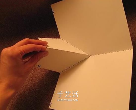 简易手工贺卡的制作教程 打开后跳出可爱小鸟 -  www.shouyihuo.com