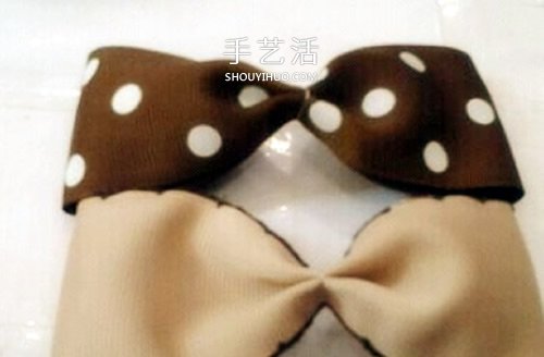 用两种颜色缎带 DIY制作双色蝴蝶结发卡图解 -  www.shouyihuo.com