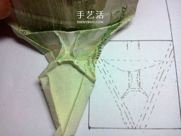 鞋子树苗的折纸方法 这样的组合很有趣！ -  www.shouyihuo.com