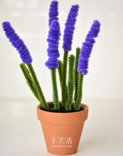 怎么用扭扭棒做薰衣草 非常简单的手工小制作 -  www.shouyihuo.com