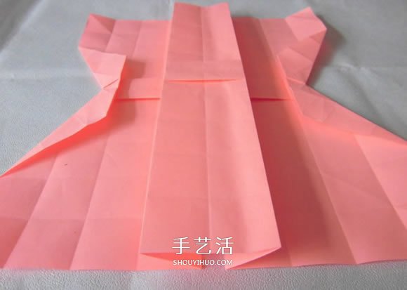 百合花纸巾盒的折法 带花纸巾盒怎么折图解 -  www.shouyihuo.com