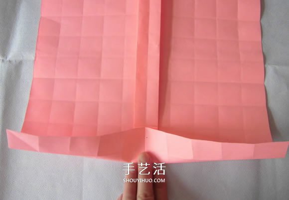 百合花纸巾盒的折法 带花纸巾盒怎么折图解 -  www.shouyihuo.com