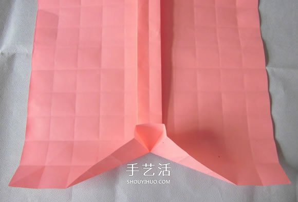 百合花纸巾盒的折法 带花纸巾盒怎么折图解 -  www.shouyihuo.com