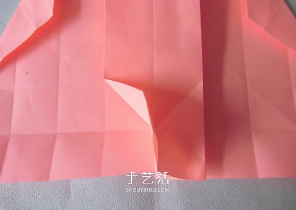 百合花纸巾盒的折法 带花纸巾盒怎么折图解 -  www.shouyihuo.com