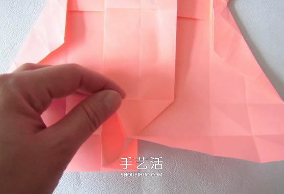 百合花纸巾盒的折法 带花纸巾盒怎么折图解 -  www.shouyihuo.com