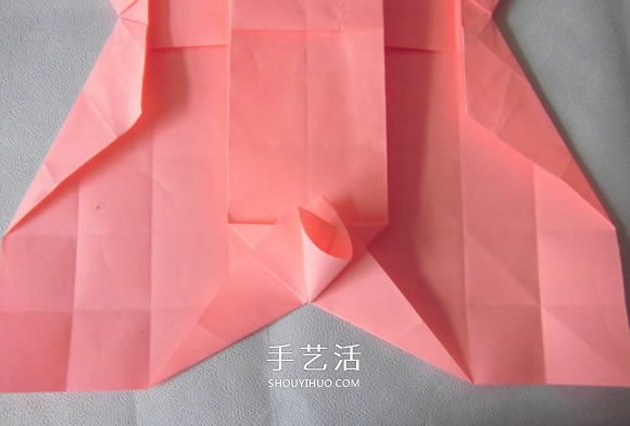 百合花纸巾盒的折法 带花纸巾盒怎么折图解 -  www.shouyihuo.com