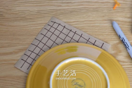 毛线手工制作冰激凌 DIY充满活力的夏日挂饰 -  www.shouyihuo.com