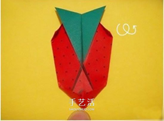 儿童折纸草莓的教程 简单草莓怎么折图解 -  www.shouyihuo.com