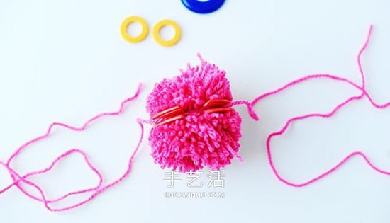 情人节包装装饰自己做！DIY温暖毛线球的做法 -  www.shouyihuo.com