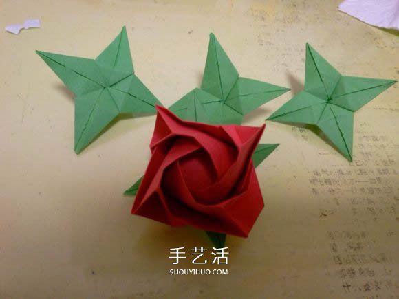LS玫瑰花的折法图解 手工怎么折LS玫瑰步骤 -  www.shouyihuo.com
